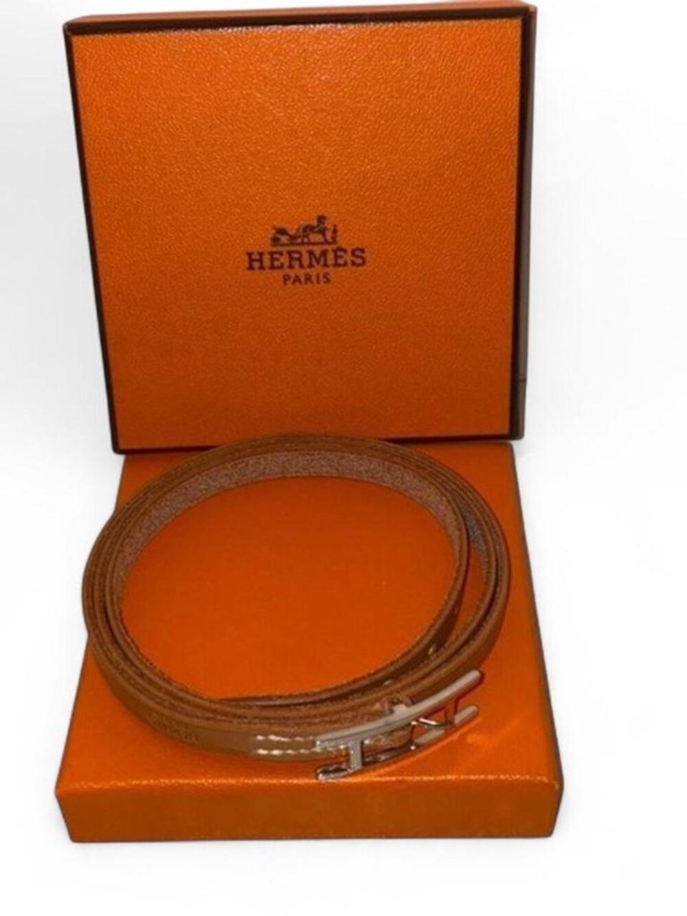 Hermès Hapi 3 bracelet 29" tan leather W/Box​